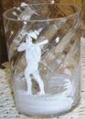 LeftHandedGlass.jpg (73673 bytes)