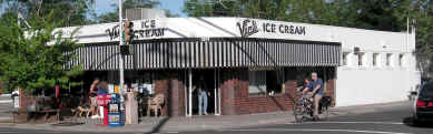 VicksIceCream.jpg (345606 bytes)